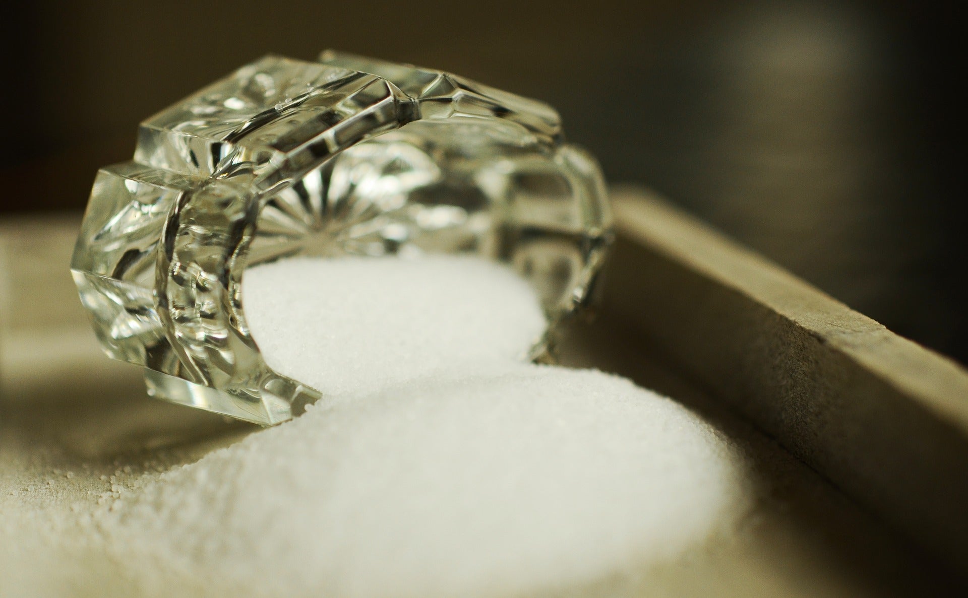 Make SALINE SOLUTION 0,9% FOR PIERCING