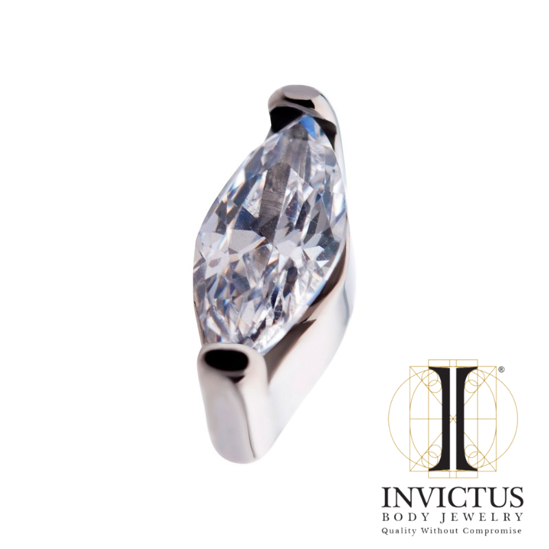 Titanium indvendigt gevind med 2-benet sæt Marquise CZ Top