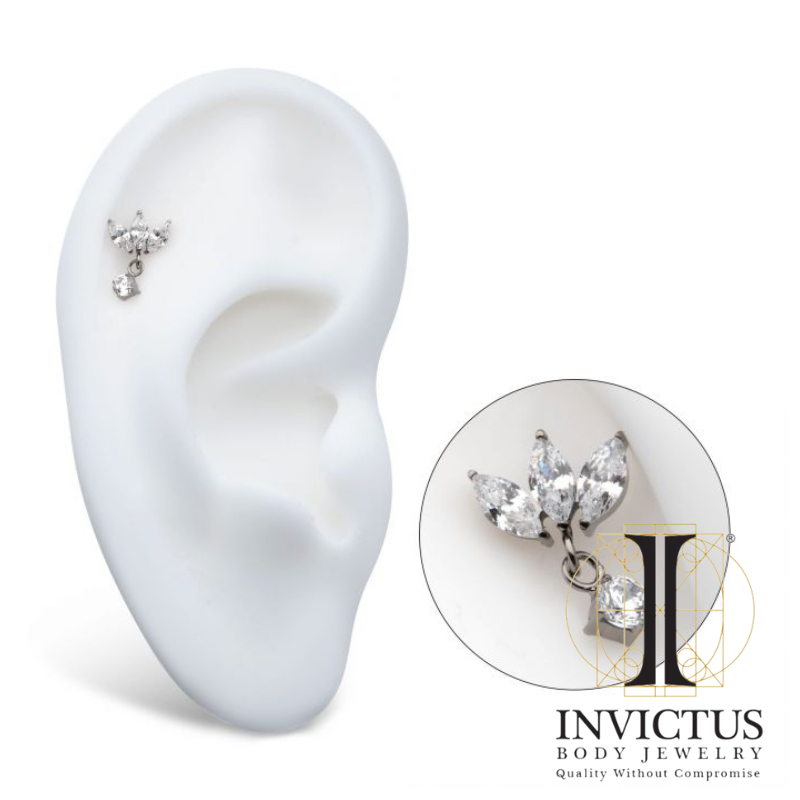 Titanium 3 Cluster Marquise CZ ender med Dangle Prong Round CZ