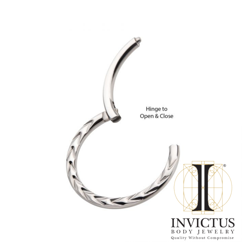 16g Titanium Chevron Etched Hinged Segment Clicker